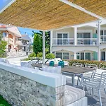 Aelia Villa