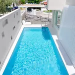 Aelia Villa