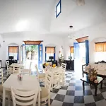 Naxian Queen Luxury Villas & Suites