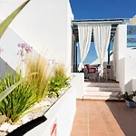 Fivos Apartments