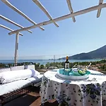 Mare Monte Small Boutique Hotel