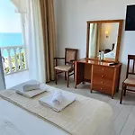 Golden Beach Hotel