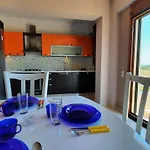 Alekos Beach Houses-Angelo