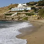 Belou Hotel