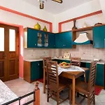 Villa Lola