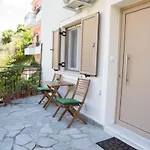 Le Quartier Comfy Studios