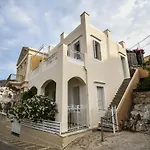 Anoi Tholos