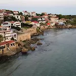 Villa Rena In Front Of The Sea
