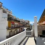 Kontis\' Deluxe Furnished Apartment