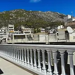 Kontis\' Deluxe Furnished Apartment