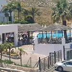 \'Lindian Myth\' Sea View Studios