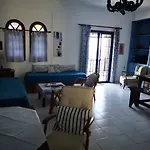 Maria\'S Studios