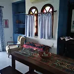 Maria\'S Studios