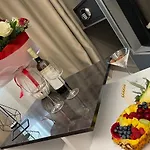 Luxsuites