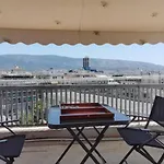 Penthouse Spacious W Super Wifi & Terrace, 2 Min From Metro