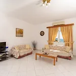 Hara\'S Apartment 1