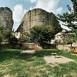 Elena Guesthouse