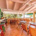 Enetiko Resort