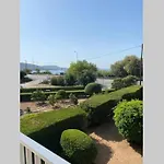 Lagonisi Luxury Apartment By The Sea