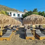 Big Apartment On The Beach