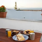 Cycladic Sea View House Near The Castle