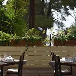 Golden Beach Hotel