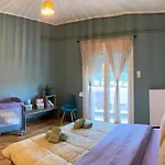 Helen\'S Art House