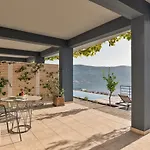 Heaven\'S Door Samos