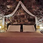 Ataviros Hotel