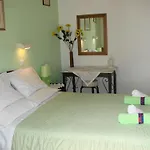 Eleni\'S Apartments