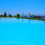 Studio Apartments Paradise With Large Swimming Pool At Pelekas Beach