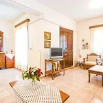 Villa Lygaria