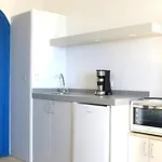 Meraki Villa & Apartments