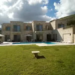 Villa Stylianos And Studios