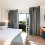 Macaw Luxury Residence, Daily Housekeeping Included!