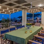 Villa Luminous