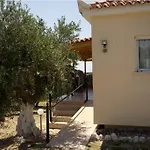 Maria Elena Villas
