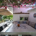 Vrisidia Cottage - Nature, Seaview & Relax