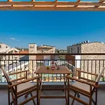 Dandelion Suites