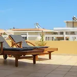 Beautiful Penthouse Studio For 2