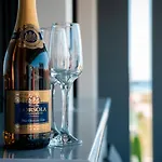 Rafaela Suites