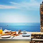 Cape Suites