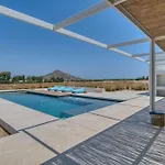 Villa Lampsi - Spacious & Modern