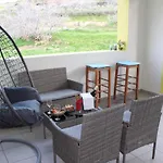 Kallia\'S Modern Apartment