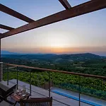 Luxury Villa Malvasia With Seaview And Heated Pool