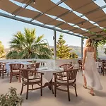 Ino Hotel & Suites