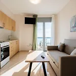 Georgia Seaview Apartments A4