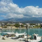 Beachhouse Kokkinos Pyrgos