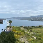 Perdika\'S Nest, Family Friendly House By The Sea