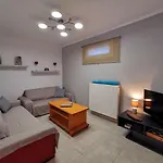 Antonela Sunshine Apartment By Corfu Escapes
